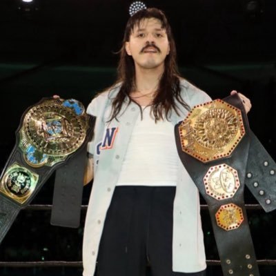 Lee Moriarty, Andrade and Carmelo Haynes enthusiast. Wrestling is my thing.