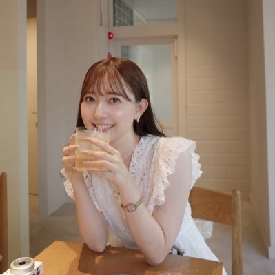 都内OL🗼お洋服やコスメを紹介する人。mipiarl brand director¦161cmイエベ春ウェーブ🌸¦インスタがメインです。
