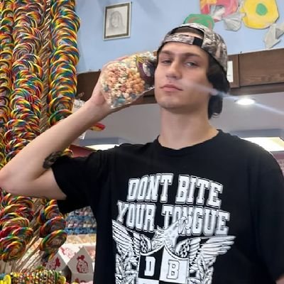 chasexditx's profile picture. ☆3/03/23☆

CHASE FOLLOWS ON TIKTOK         
tt: @chasexditx ig: @chasexditx