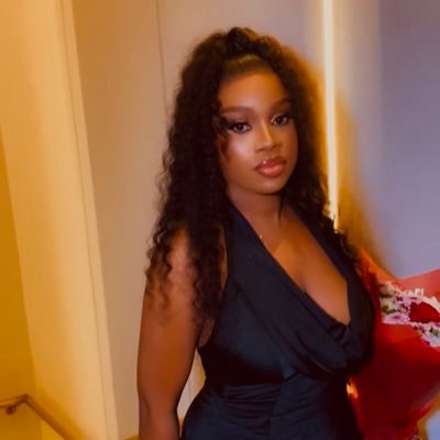 _mmilca_'s profile picture. out here minding my business