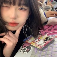 SimonaAddison (@ytha9a6kc9evc) 's Twitter Profile