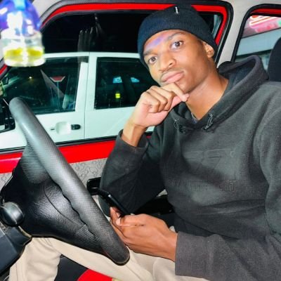 thabangcav's profile picture. growth & wisdom ✨️ 
only thing I am striving for.

man u & kaizer chiefs fan.