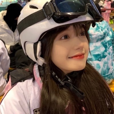 P28JvDhwdAI3K7's profile picture. 