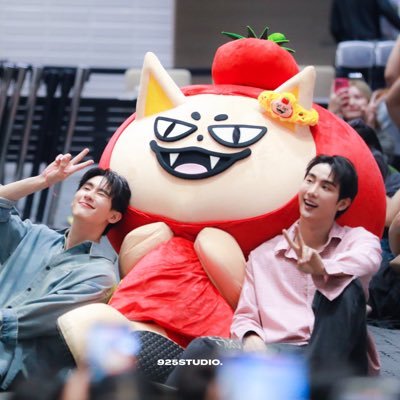 _yinggi_'s profile picture. 23+ | 🇻🇳 |🦊🍡 |🧡🤍 | ☕️🦖@kasibook @fforcejs @javabh28 @latte_tnc