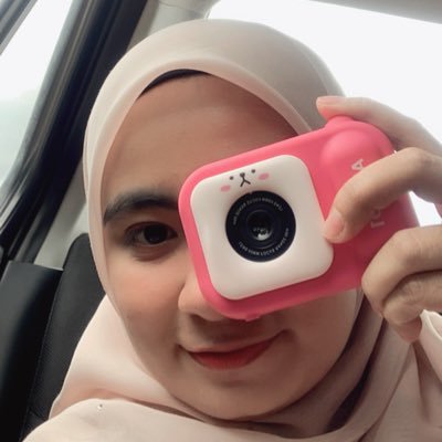 Farraaaa_96's profile picture. There is always a reason to live 💐