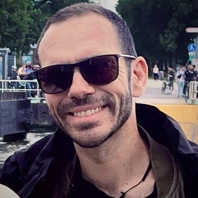 Ven a verme! https://t.co/ClG0CSi4f1 a verme aquí también https://t.co/I618cSIM7E y a leerme por aquí https://t.co/pCRZf2tRIG