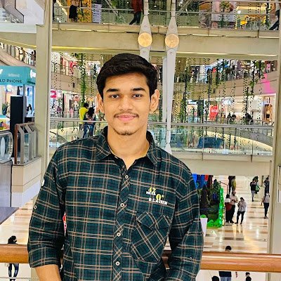 yashpawar547364's profile picture. 