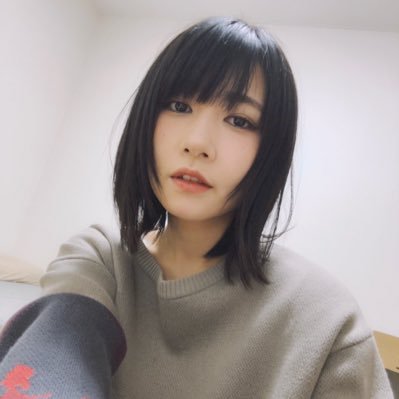 どう生きるか思案中💭虐待/不登校→高校中退→17で未遂入院→18歳家出→通信制高校→大学中退→編入→障害児療育8年→ニート→夜職(宅建勉強中)🌠双極症2型.複雑性PTSD.ASD/ADHD.HSP元過食嘔吐.社会福祉士保持.私と猫2匹と暮らしています。INTP/ILE(Ti)