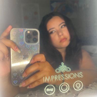 12104victoria's profile picture. green eyed monster 🤍 21