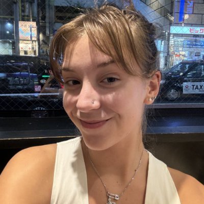 itselsieberry's profile picture. Just turned 18 💕 need someone to talk to and have fun - NYC🌃