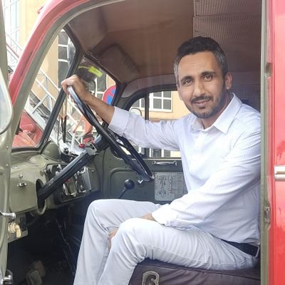 همیشه خوبی کن هر چند که کوچک باشد؛
چرا که نمیدانی کدام نیکی تو را وارد بهشت میکند.
Tue immer Gutes, auch wenn es nur klein ist;
