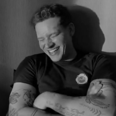 i cared about the whole world because of you. | multifandom. not spoiler free. fic writer. chaotic bisexual.