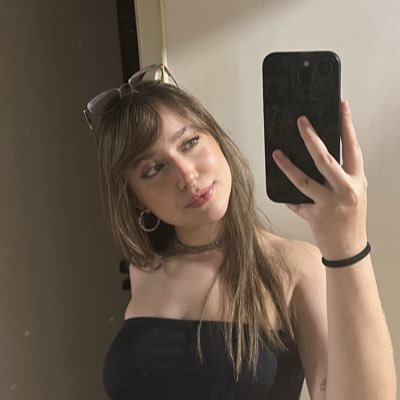 streamer e influencer | 🩷 | https://t.co/CJ6U6Z6EaU | bia@mecinc.gg