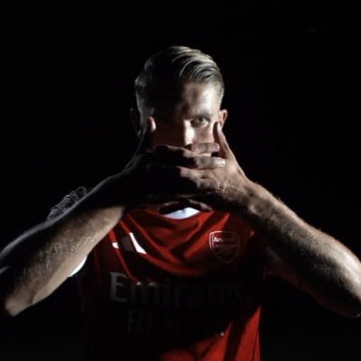@acmilan | Milanista del 1º Arancio | VIKTOR GYOKERES