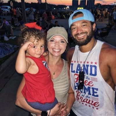 xdubb8's profile picture. Varsity GBB Coach--Kaskaskia, Parkland, and Central Oklahoma Baseball Alum.