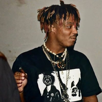 eternalqueen24k's profile picture. #R.I.PAkriaToriyama   #R.I.PJuiceWRLD999