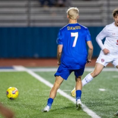 Class Of #25- Left Footed Winger 🚀- 6”0 - 157LB- 17 Yrs Old- 3.2 GPA - Deuteronomy 31:6 jacetonjames@icloud.com