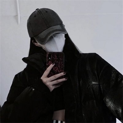 29M5orKc1C9Zm0's profile picture. 