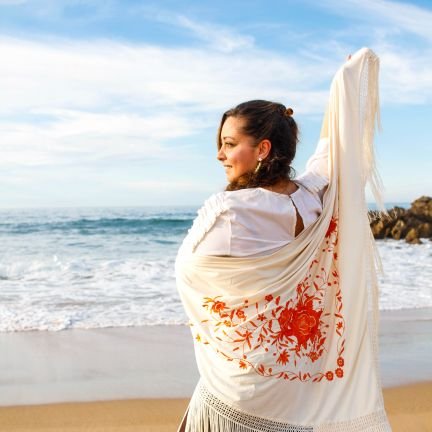 RAlonso2874's profile picture. Compositora de letras 
Creadora de historias y guiones 
Bailaora y Cantante