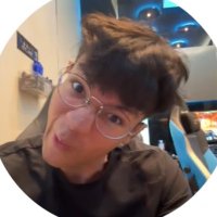 luna666 (@l01279556le) 's Twitter Profile