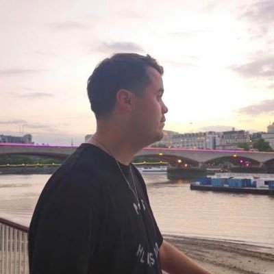 AaronJfernandez's profile picture. 24 #watfordfc