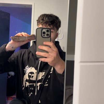 SamerAlzouabi's profile picture. Youtube Automator / Crypto nerd / OFM