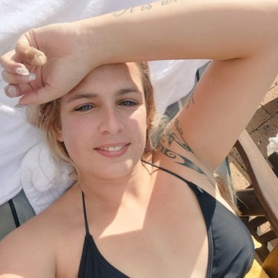 AnnWood653's profile picture. 