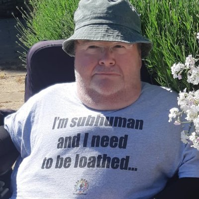 F/T Socialist Powered Wheelchair Using Womble. P/T Performer, Improviser, Writer, Singer & Sarcasm Merchant. NCFC fan. Despise those who condone genocide. Love!
