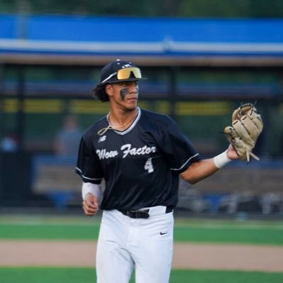 PRHS 2026, 6’0 180, 3B/UTL, 3.7 GPA, Wow Factor NE Email: lfgomez04@icloud.com