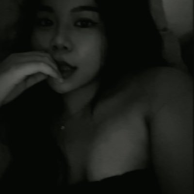 jesiicorineee's profile picture. I post whatever comes to mind