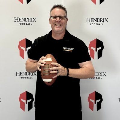 Hendrix College Running Backs Coach -- Head Women’s Flag Football Coach. FEAR IS A LIAR 💪🏼Joshua 1:9.