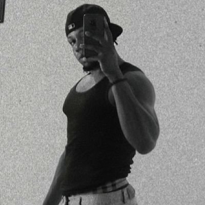 PeculiarPe25731's profile picture. IG:P_special_p_special