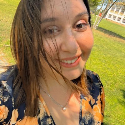 Maestra y opositora 👩🏻🏫 Videojuegos, dibujos y libros 📚 Kung-Fu 🪷 Viviendo con una EII 💜