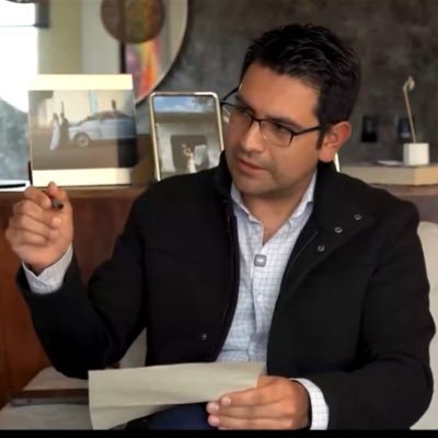 Periodista judicial en @CaracolRadio #UnidadInvestigativa y #ElDatoDeJoseAndres Egresado @UNIMINUTOBOGOTA
Especialista en Sistema Penal Acusatorio @UCatolicaCo.
