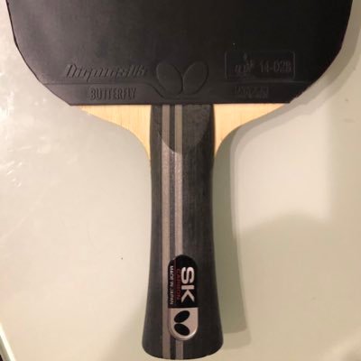 二刀流両ハンド強打攻撃型、裏裏 🏓レシーブは右打ち、左打ちでチキータ🏓二刀流で新たな卓球のスタイルを作っていきたい🏓色々試したい、セルフコーチで技術を向上。健康卓球🏓中学高校卓球部、37年ぶりに再開
