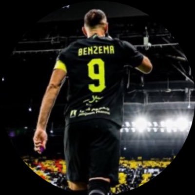 بين حب الحروف والكلمات وعشق #الاتحاد تتشكل هويتي.🐅🎼