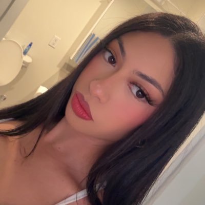 playboydi0r's profile picture. somewhere between psychotic & iconic