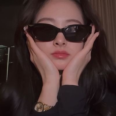 kurswicy's profile picture. it's funny how a memory can turn into a bad dream