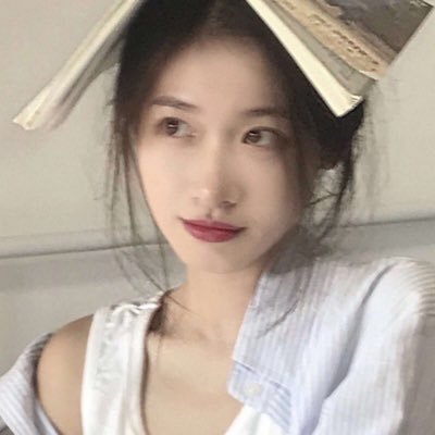 pC3F95JxKTWR5o's profile picture. 