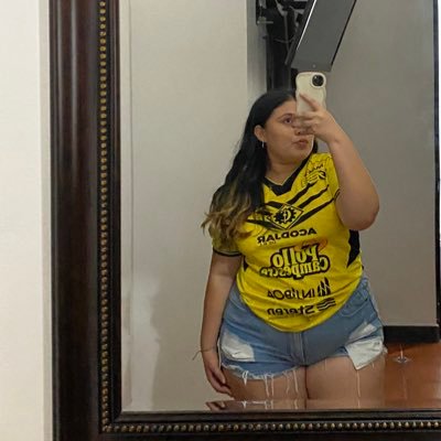 ___melissaaa07's profile picture. ⚽️🌸🩰✨🌬️