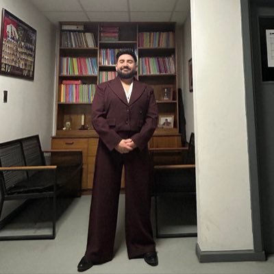 Hei_Andres's profile picture. Profesor y me dedico al StandUpComedy Pedagógico. hice seis semestres en la San Marino para terminar de secretaria.