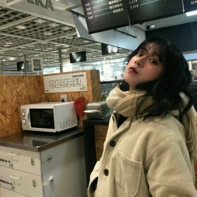 zIB4O08sT9UES's profile picture. 