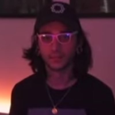 sebffilo's profile picture. would you like that nick? he very much would like that. me and nick would very much like a wall of death, he doesn’t ask much for shit