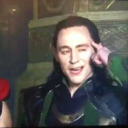 Psinov0's profile picture. he/him🏳️‍⚧️| 🇺🇦| comshipper