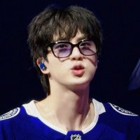the one who adores Jin (@nini1204__) 's Twitter Profile Photo the one who adores Jin (@nini1204__) 's Twitter Profile Photo