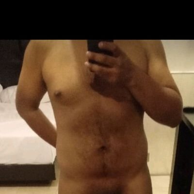 universitario caliente, soy scort a tus servicios $$$ 😈🍆🍌