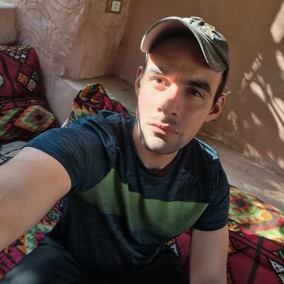 Venezolano🇻🇪. Anti Socialista🚫. Defensor de la Propiedad Privada y del Libre Mercado🗽. Por La Derecha Siempre