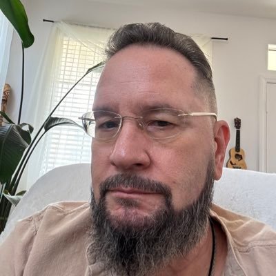 _Michael_Vegas's profile picture. Living best life possible, male, would be great to find a special lady to build a relationship. however not holding my breath. 特に日本人女性に惹かれます。大人であれば年齢は関係ありません。
