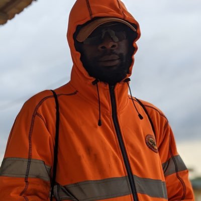 ArNoLDNiCeFoR's profile picture. Looking smart even when I'm naked😈🍄