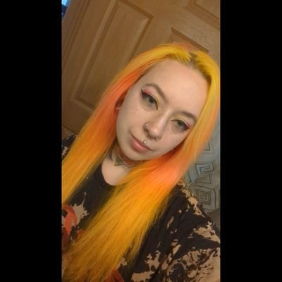 •18+🌶️
•26
•They/She
•If you're family and find this account, no you didn't
•Tribute paid to $alysr13 on cashapp and include your @ on here in the note
